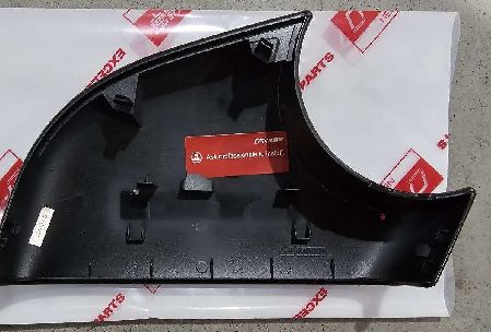 테슬라 모델 Y 좌측 승객 거울 커버 홀더 검은색 8202203