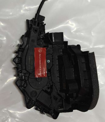 테슬라 모델 3 2023+ 앞 오른쪽 문 락 1738945-01-D