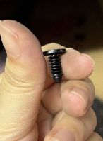 테슬라 모델 S (2012-2016)용 4.75mm 장착 인터페이스 및 11.10mm OD의 고강도 나일론 브러시 클립